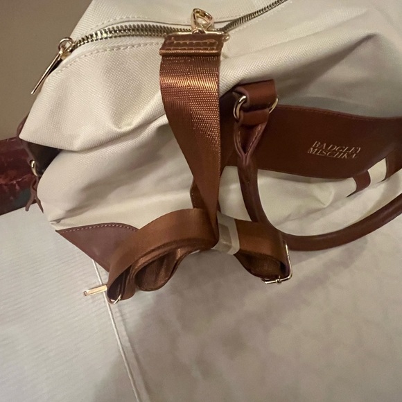 NWOT Badgley Mischka Barbara Tote Weekender Travel Bag White Canvas/Tan Leather - Picture 14 of 14